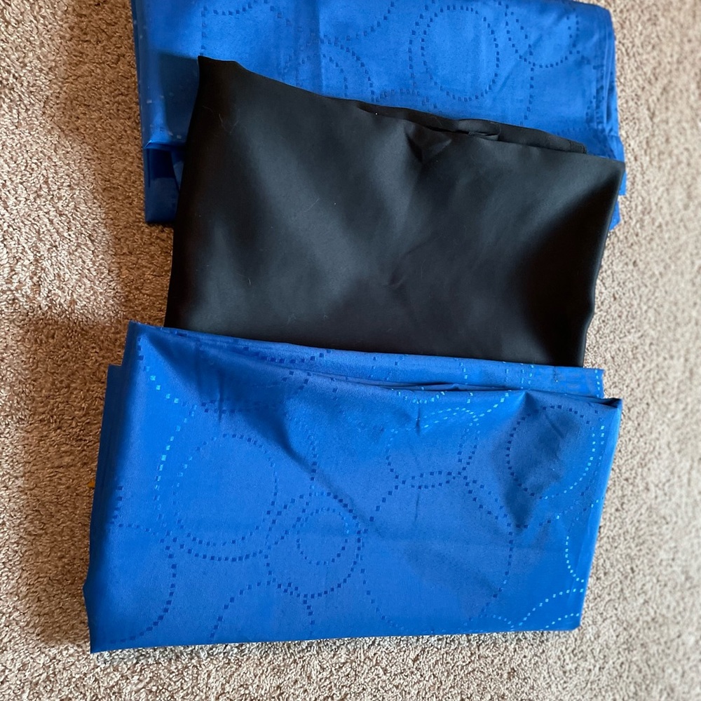 6 panels of curtains